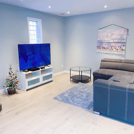 Quiet Three Bedrooms House ビクトリア エクステリア 写真